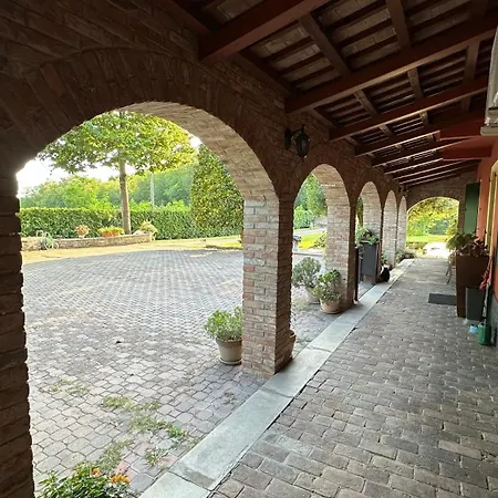La Giganta Panzió