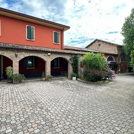 Bed & Breakfast La Giganta 4*